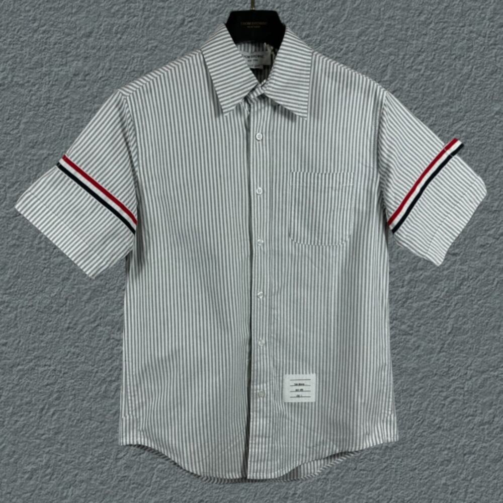 Men's Grey Striped Short Sleeve Shirt Thom Browne